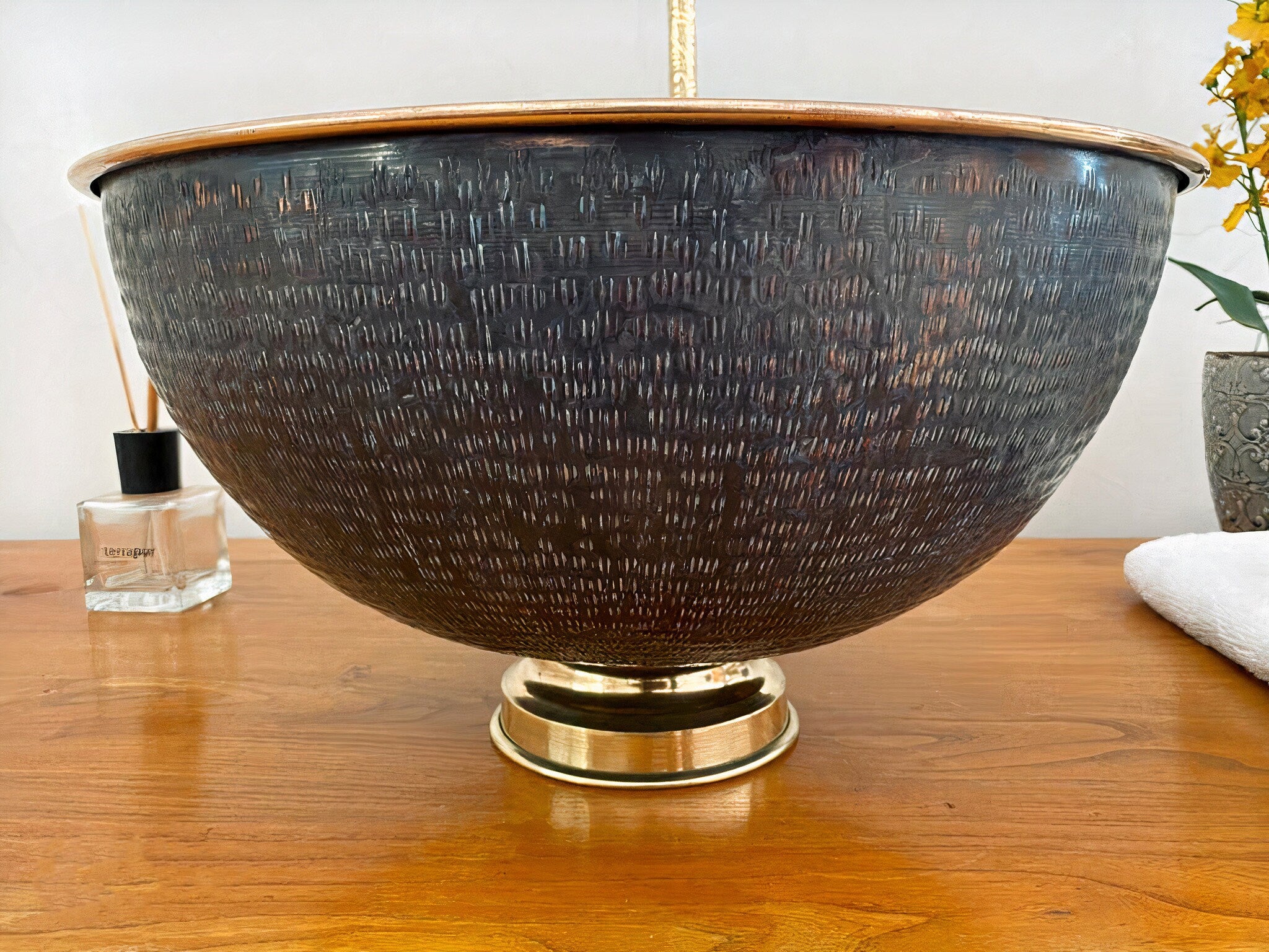 Unique Style Brass Bathroom Vessel Sink Zayian