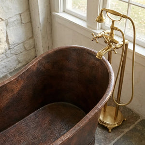 Vintage Hammered Copper Freestanding Bathtub - Rustic Farmhouse Soaking TubVintage Hammered Copper Freestanding Bathtub 