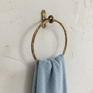 Vintage Brass Towel Ring - Handmade Round Wall Mounted Bathroom HolderAntique Brass Towel Ring Holder - Wall Mounted Bathroom Hand Towel Ring