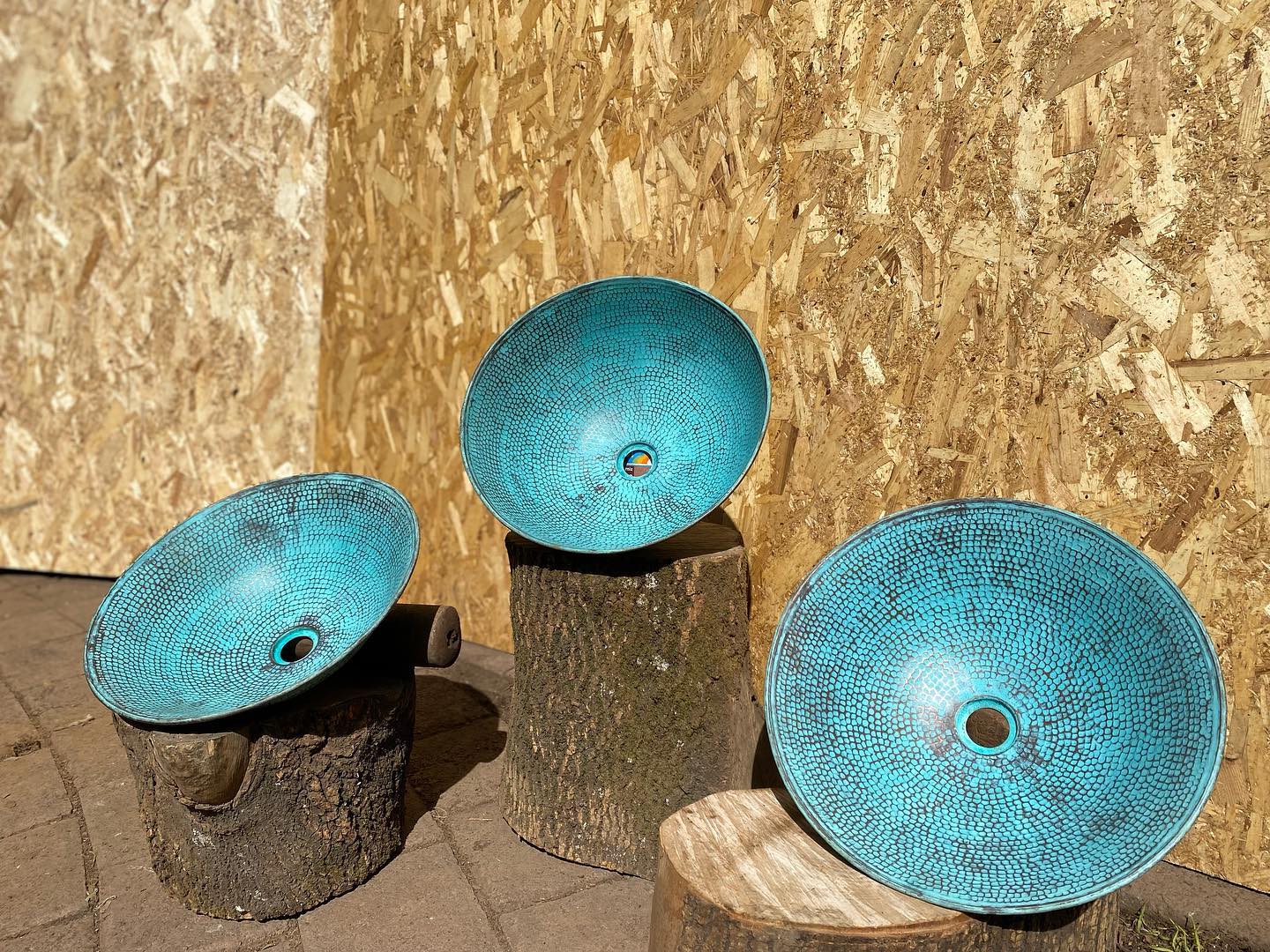 Antique Turquoise Weathered Bathroom Sink Basin in Copper - Syera - Zayian