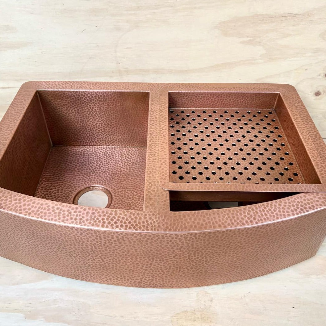 farmhouse kitchen sink