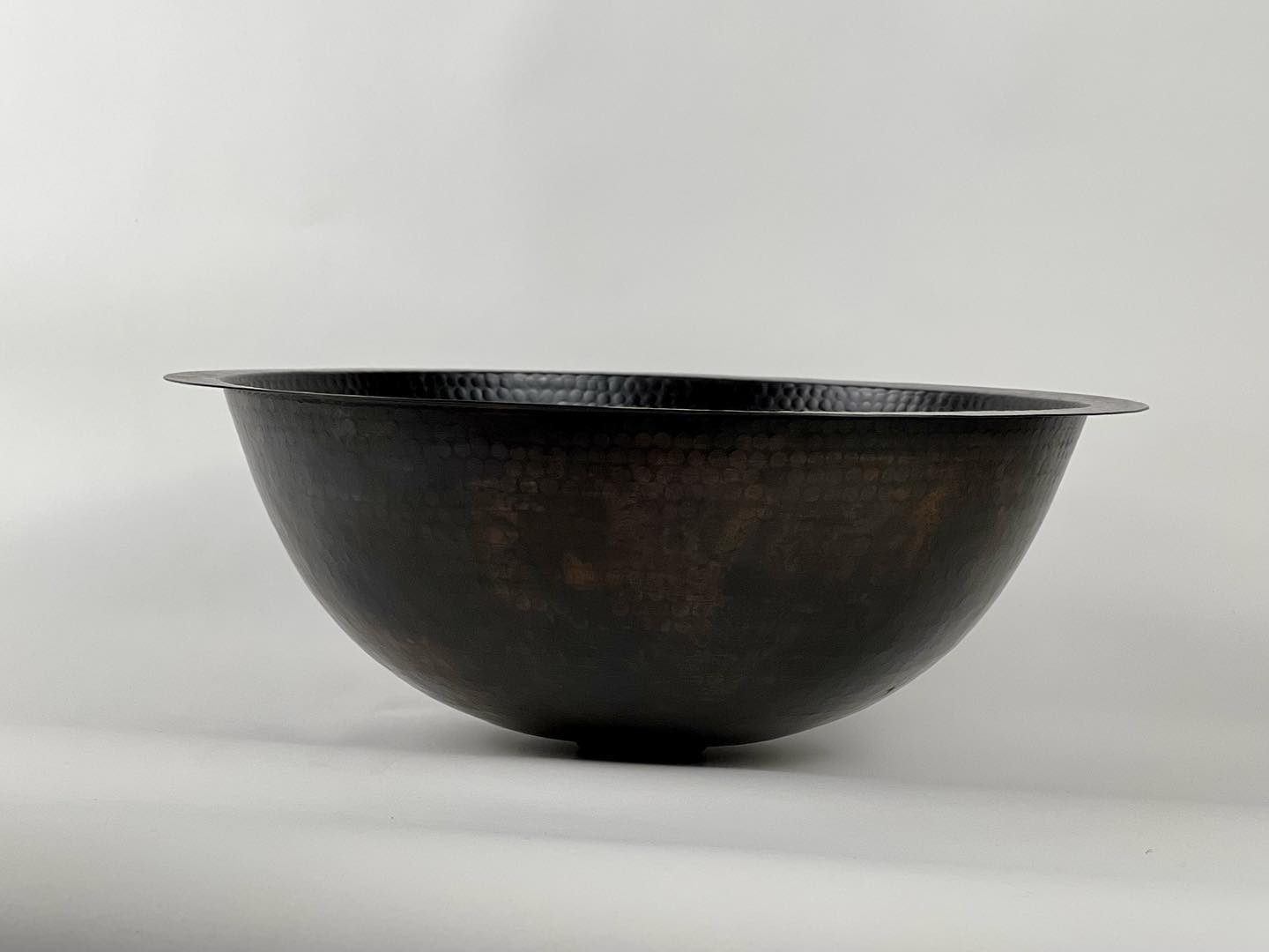 Black Hammered Copper Drop in Sink - Bathroom Round Drop In Sink - MAYA - Zayian