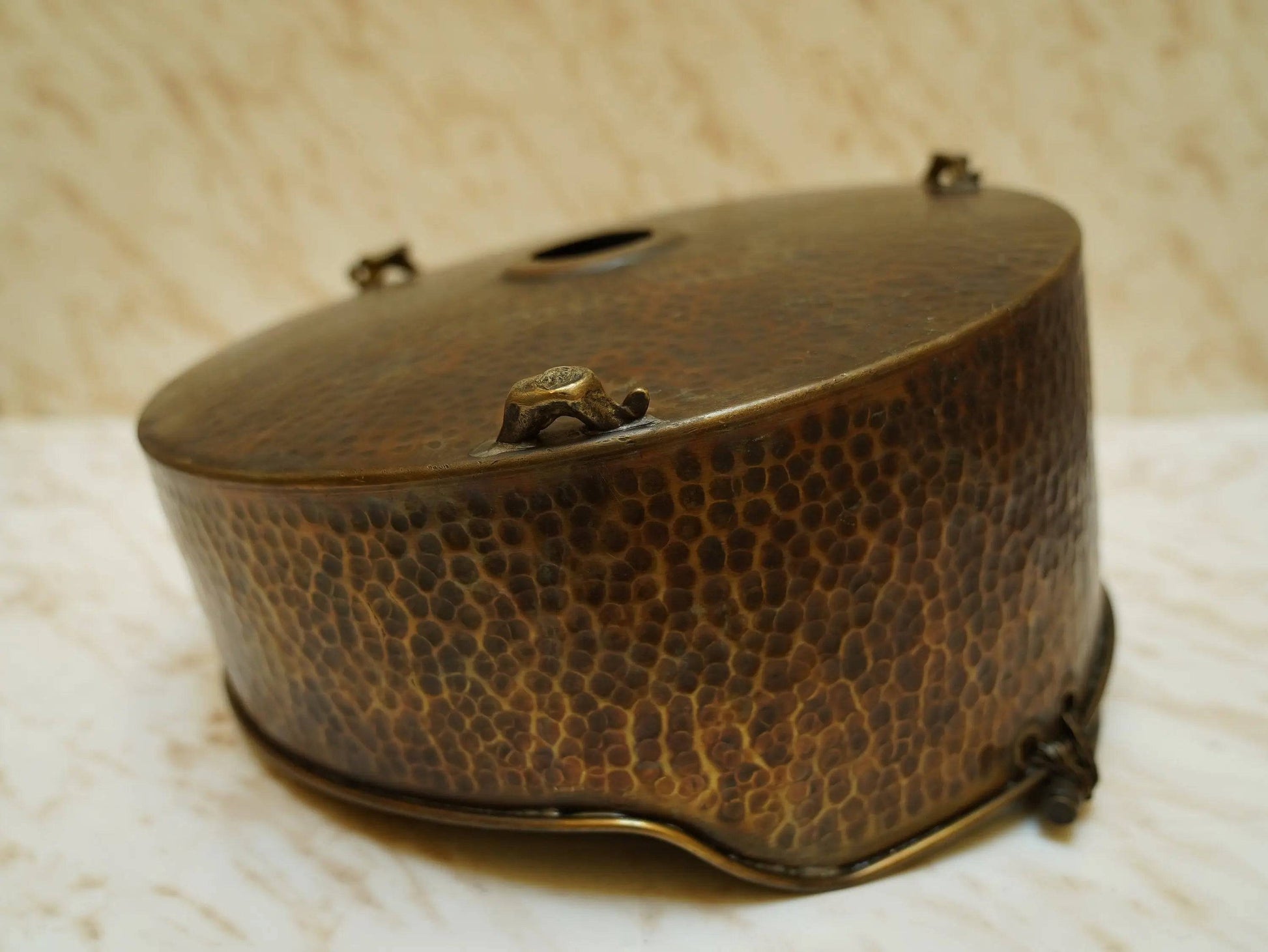 Stylish Patina Brass Vessel Sink For Bathroom - Zayian