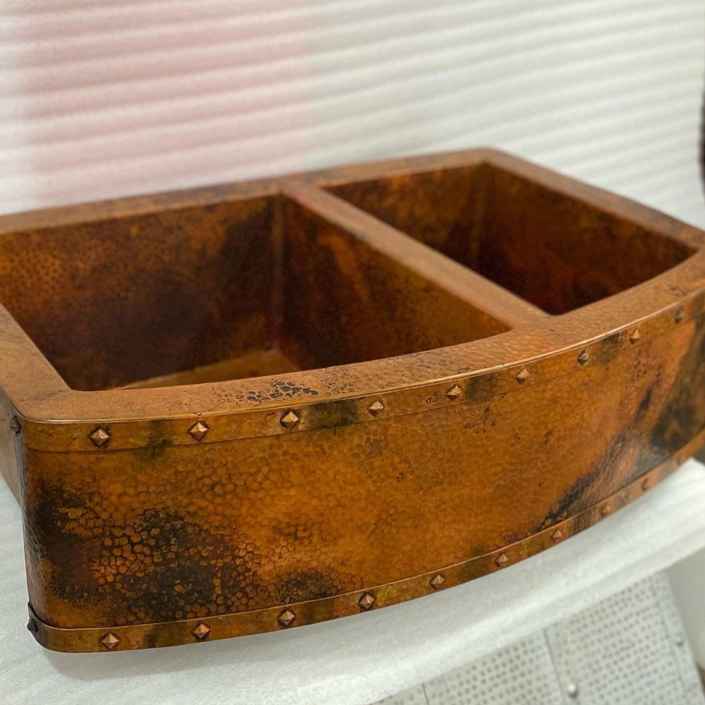 Farmhouse apron kitchen sink