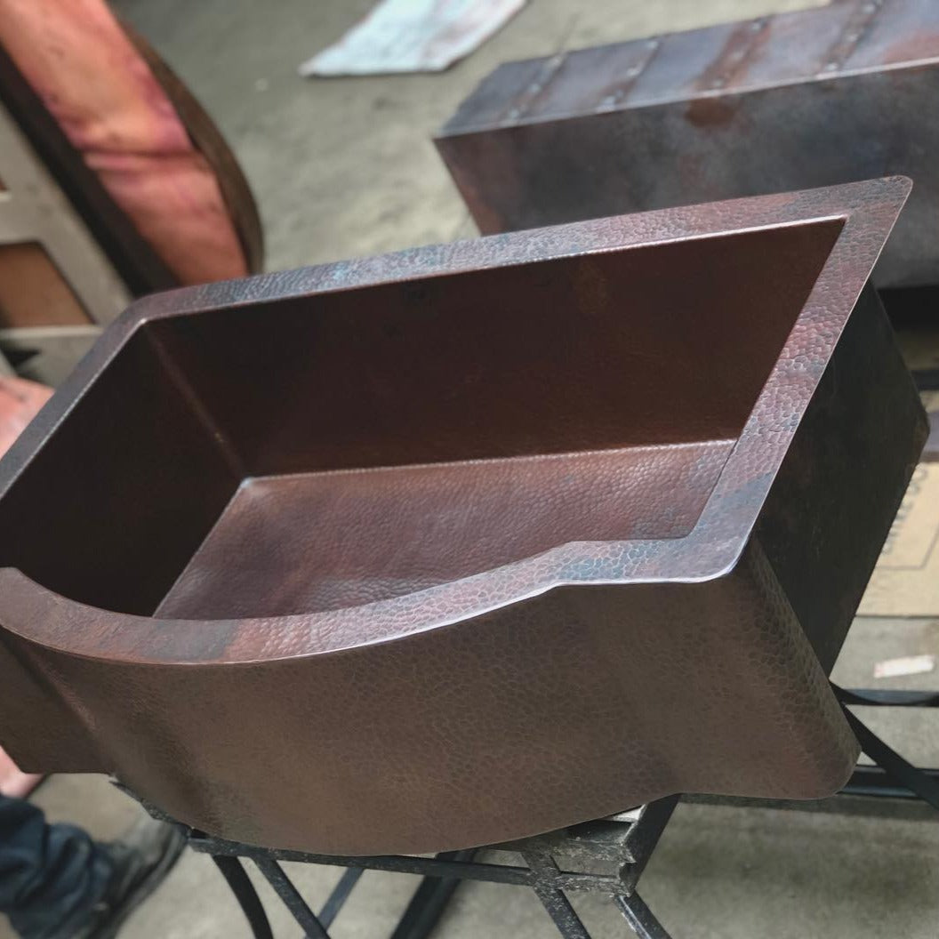 Farmhouse kitchen sink