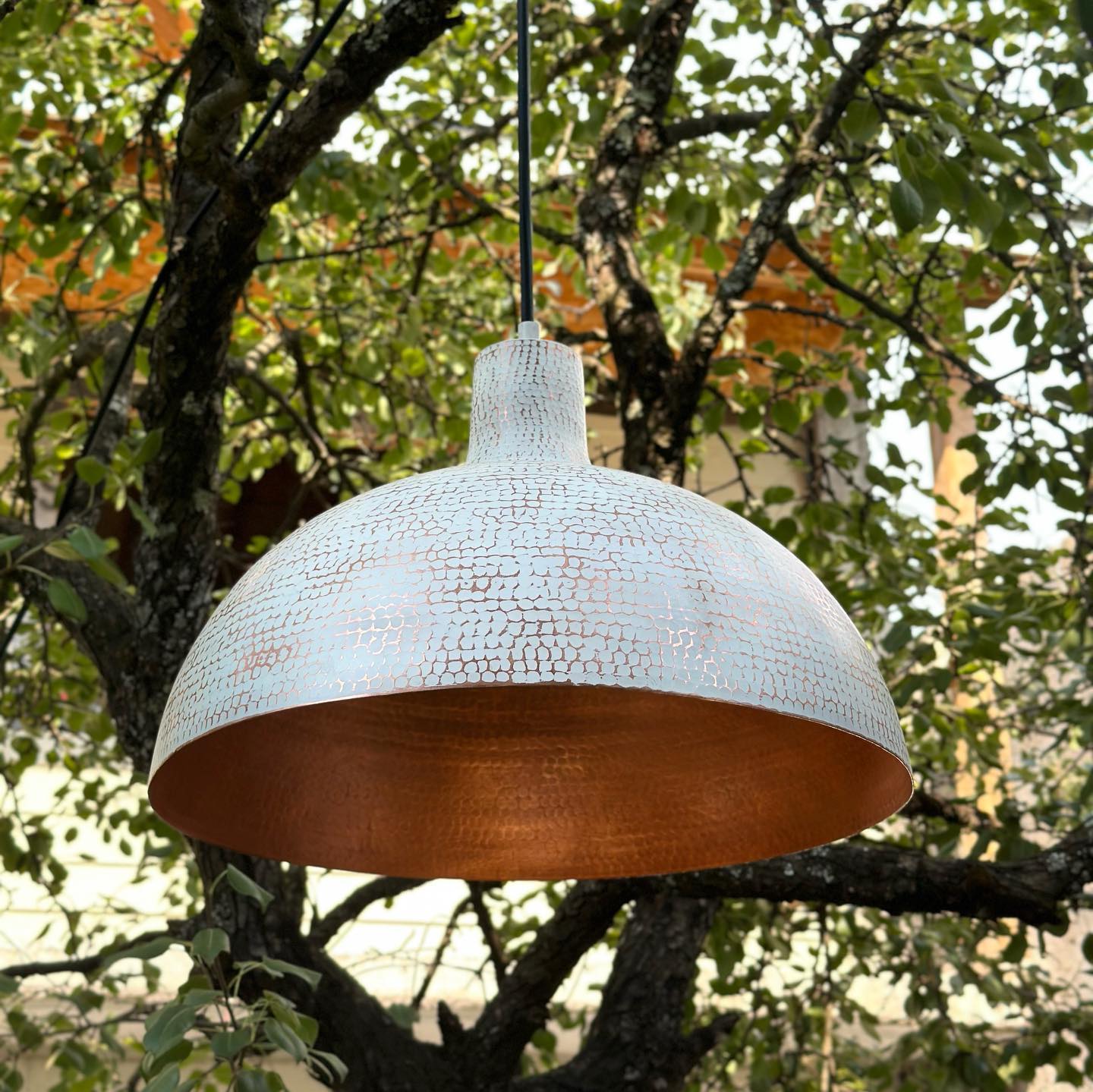 white exterior kitchen lighting