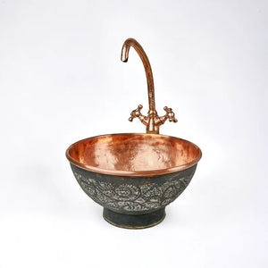 Copper Vessel Sink Bathroom , Black Wash Basin With Copper Faucet - Zayian