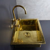 Indlæs billede i gallerifremviser, Unlaquered Brass Undermount Farmhouse Kitchen Sink Zayian