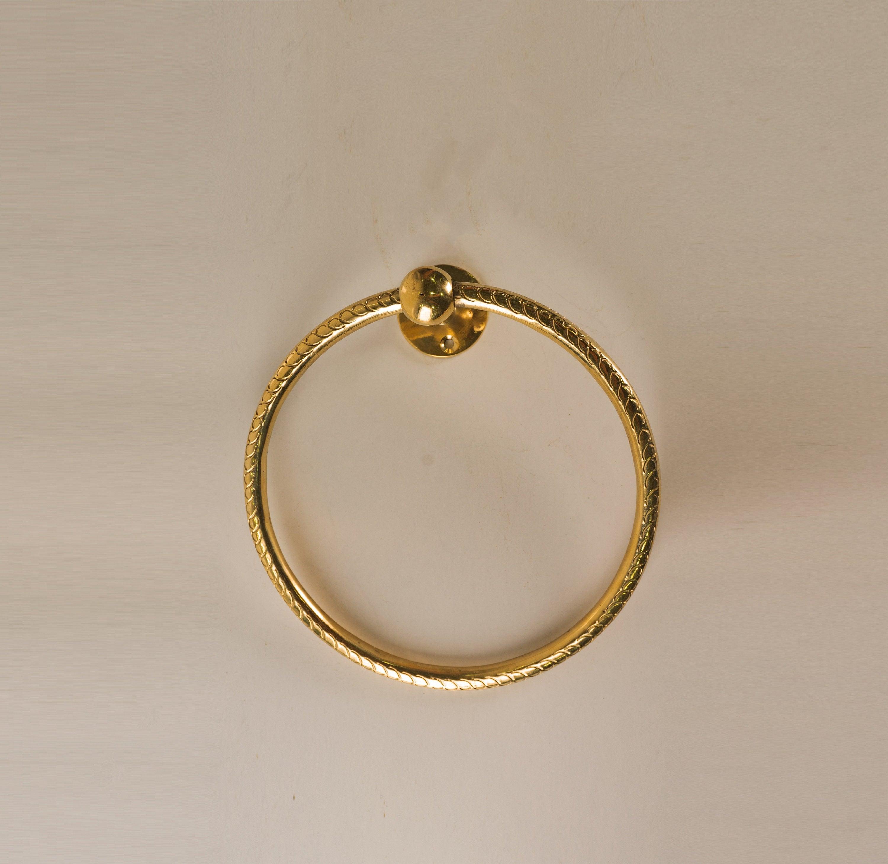 Wall-mounted solid brass round bathroom towel ring with decorative textured edge