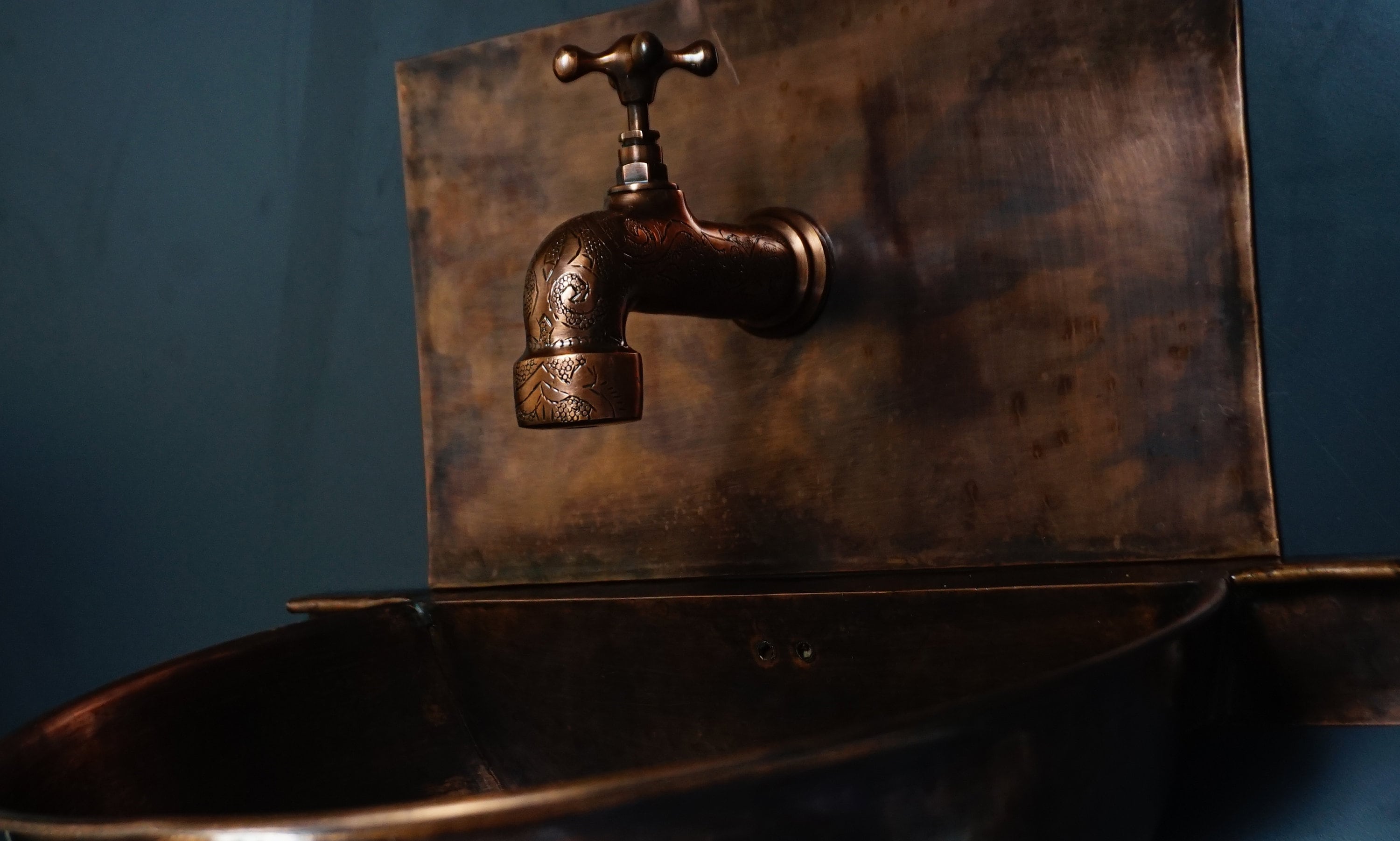 Rustic Copper wall mount vessel sink Bathroom Zayian