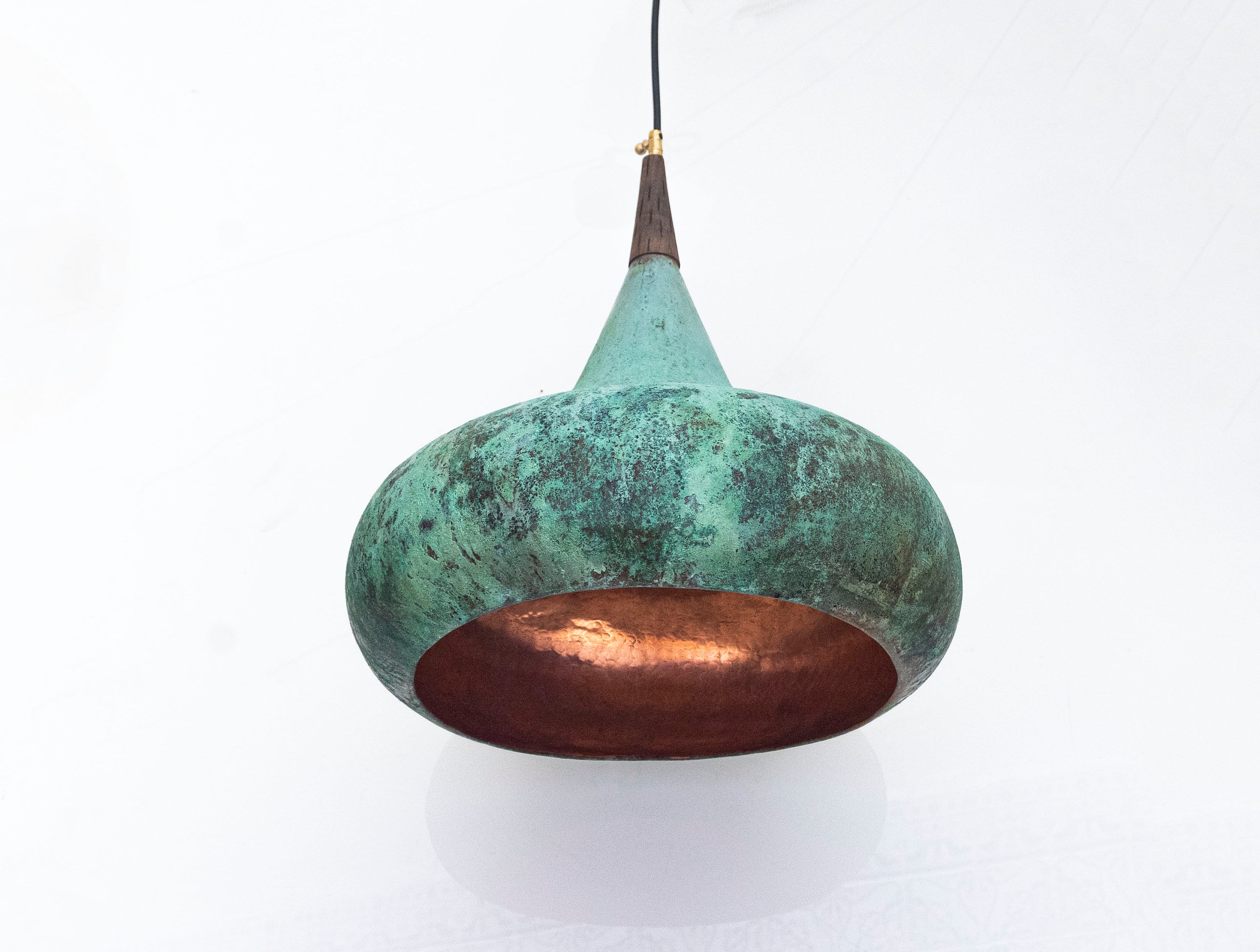 Handcrafted Copper Pendant Light - Vintage-inspired Zayian 