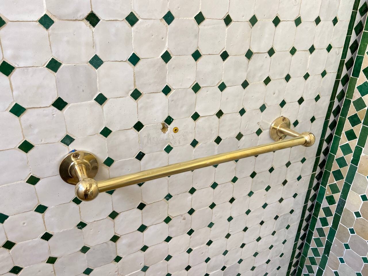 Unlacquered Solid Brass Towel Rail Zayian